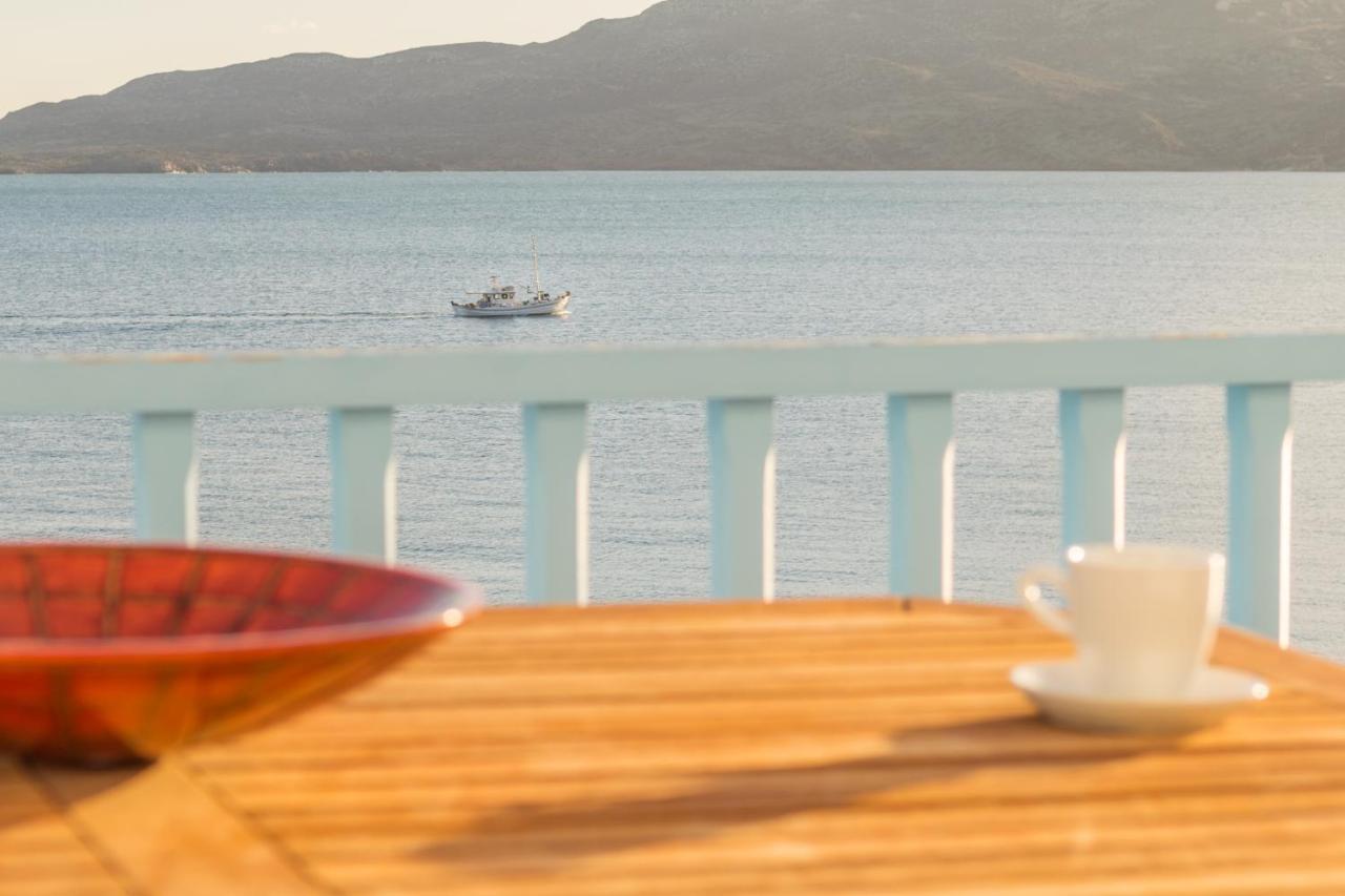 Il Porto Di Milos Adamantas  Buitenkant foto