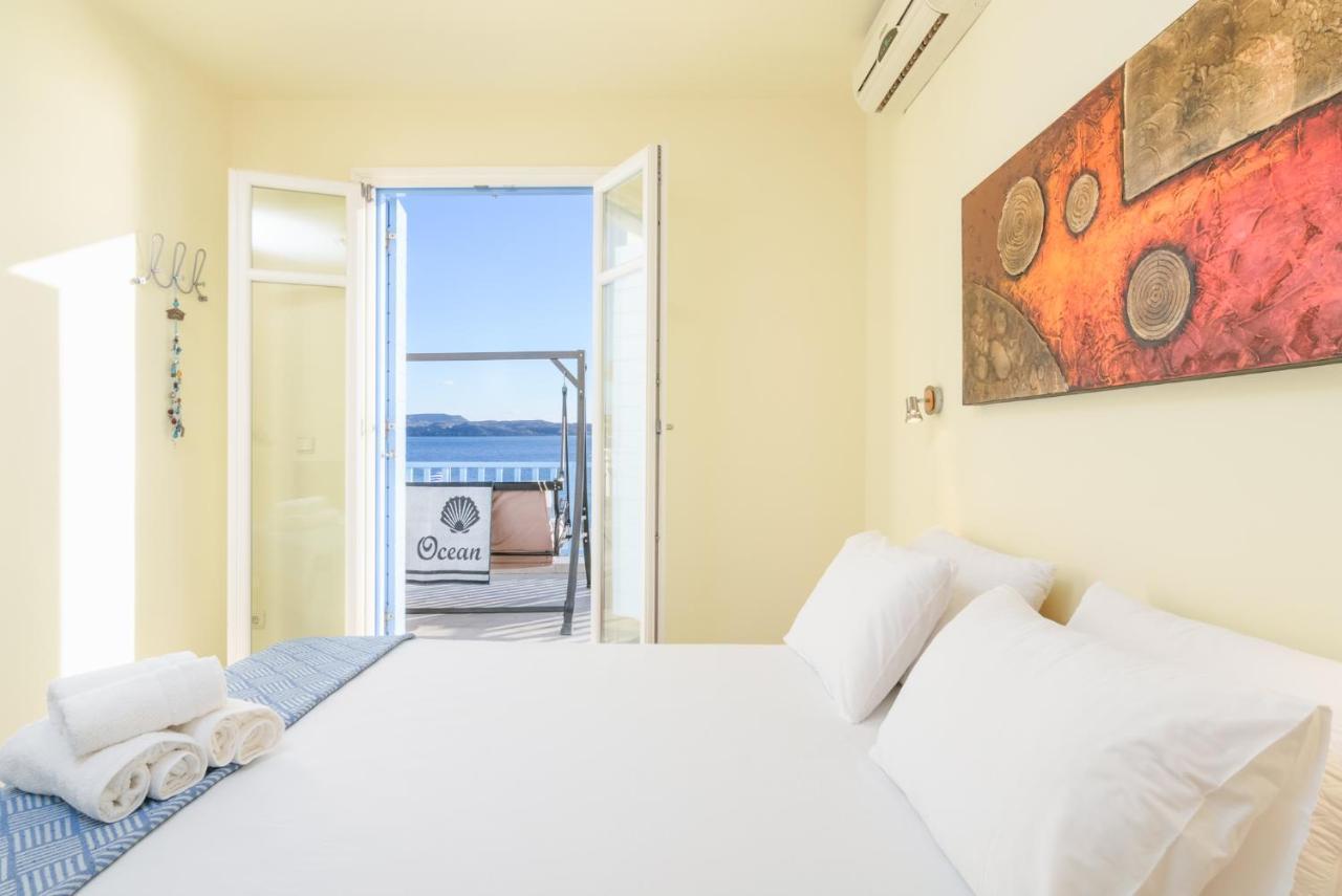 Il Porto Di Milos Adamantas  Buitenkant foto